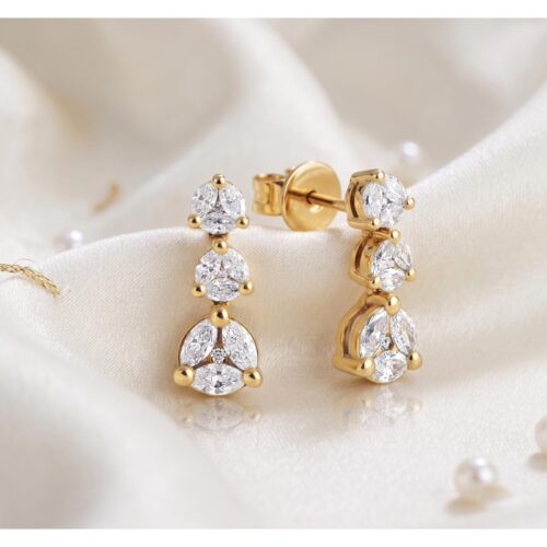 Exquisite 18K Yellow Gold Diamond Earrings with Authentic IDT Certification Only at Bafleh Jewellery