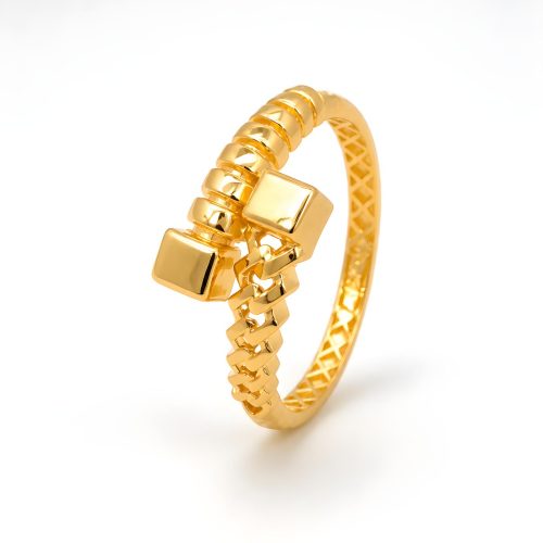 The Cube & Chain 18K Gold Multi Texture Statement Ring