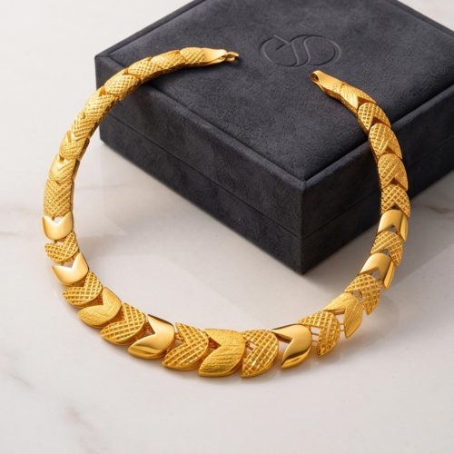 Luxurious 21K Gold Statement Bracelet Modern Elegance by Bafleh Jewellery.