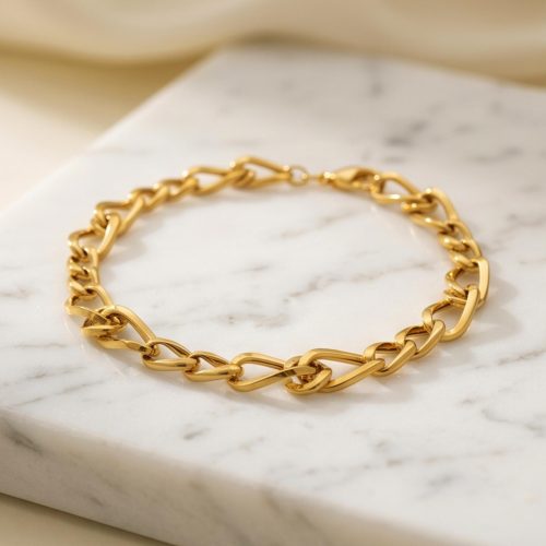 Discover Exquisite 21K Gold Statement Bracelets at Bafleh Jewellery.