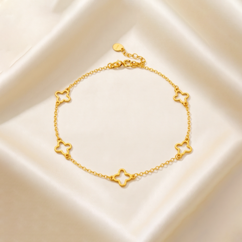 21K Gold Lightweight Dainty Clover Chain Bracelet for Women