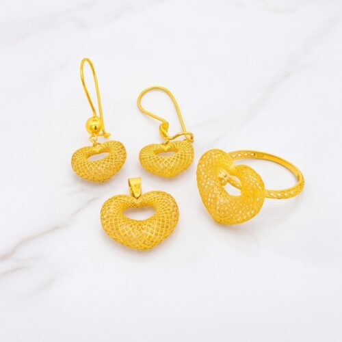 Bafleh Jewellery 21K Yellow Gold Heart Filigree Pendant Set with Matching Ring & Earrings