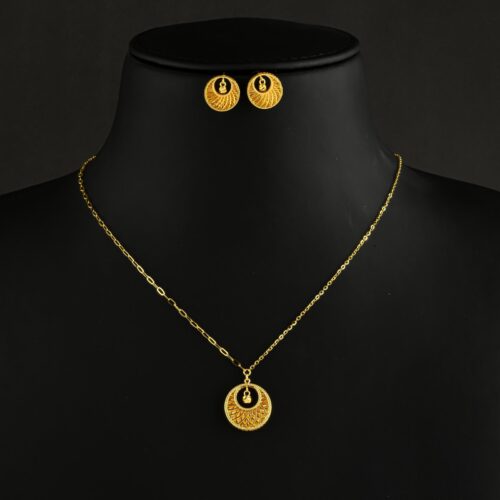 Luxury That Doesn?t Weigh You Down ? Bafleh?s Exquisite Lightweight 22kt Gold Necklace Set