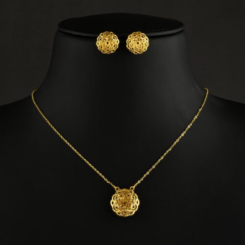 Redefining Everyday Glamour ? Lightweight 22kt Gold Necklace Set by Bafleh Jewellery for the Modern Woman