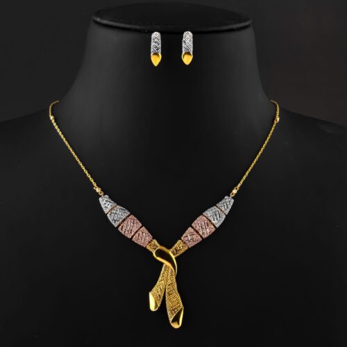Timeless Elegance 22K Gold Necklace Sets in Classic & Multi-Tone Finishes
