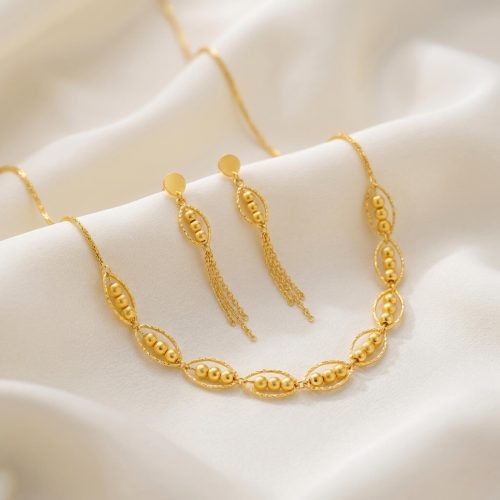 Elegance Redefined  Stunning 21K Gold Necklace Sets at Bafleh Jewellery