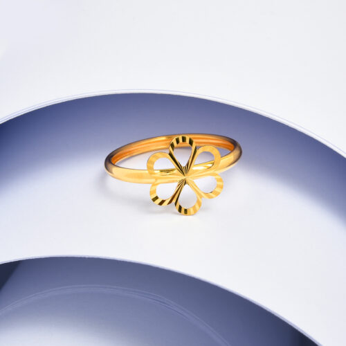 Blossom Aura Feminine 21K Yellow Gold Ring with Bloom-Inspired Style