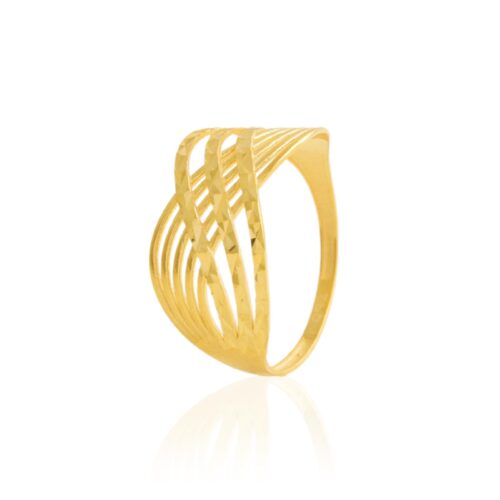 18K Gold Rings That Speak the Language of Elegance & Grace