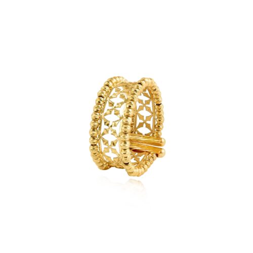 Crafted to Perfection: 18K Gold Rings for the Modern Romantic