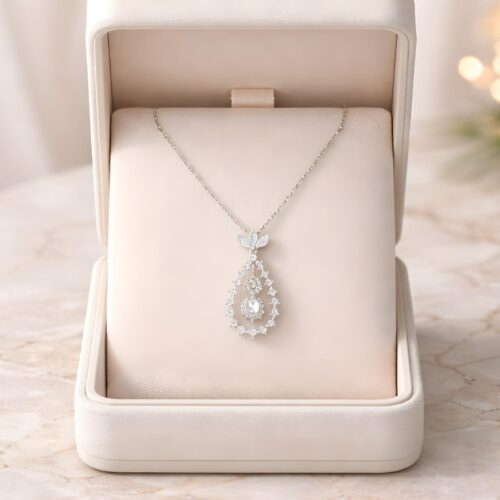 Celebrate This Holy Ramadan with 50% Off Exquisite 18K Gold Diamond Necklaces Only at Bafleh Jewellery