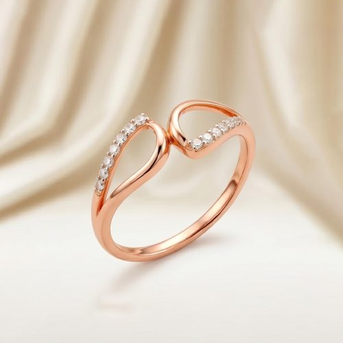 Beautifully Crafted 18K Rose Gold Diamond Ring Featuring Natural Diamonds in Elegant Design
