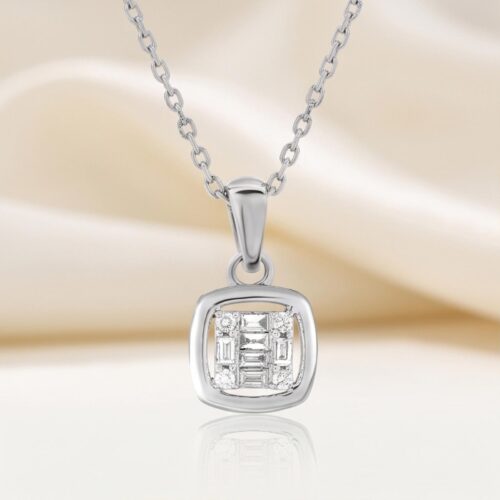Delicate Sparkle: Lightweight Diamond Necklace for Effortless Daily Elegance