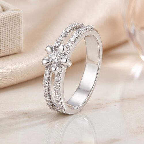 Radiant 18K White Gold Natural Diamond Ring Crafted for Timeless Beauty