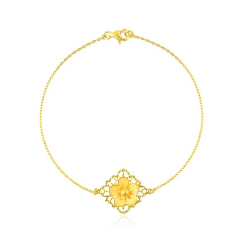 Floral Grace in 22kt Bracelet that Blossoms with Beauty
