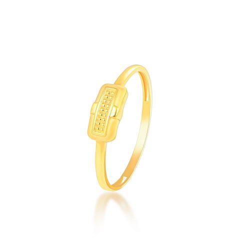 Bold and Beautiful: Flower-Shaped 22kt Two-Tone Gold Ring