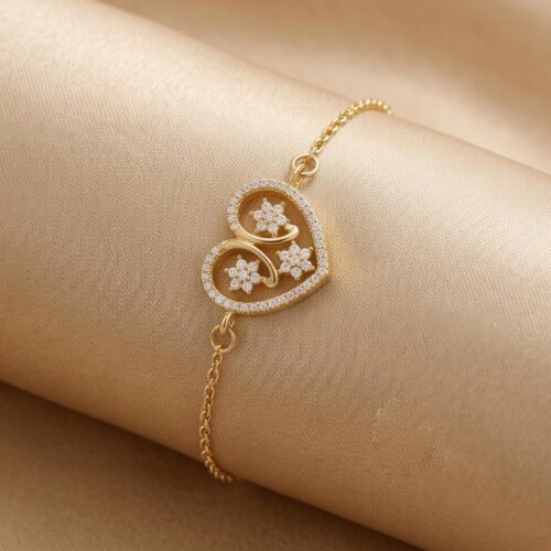 Timeless Love Design 18K Yellow Gold Heart Diamond Bracelet