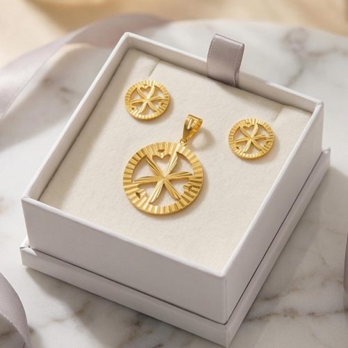 Exquisite 18K Gold Pendant Set with a Delicate Design and High-Quality Finish