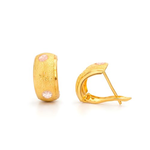 Add a touch of timeless charm to your look with premium 22K gold earrings by Bafleh Jewellery