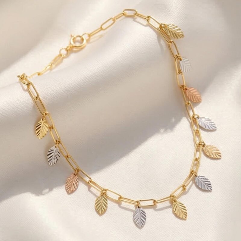Adorn Your Ankles with the Perfect Blend of Luxury and Sophistication 18K Gold Anklets
