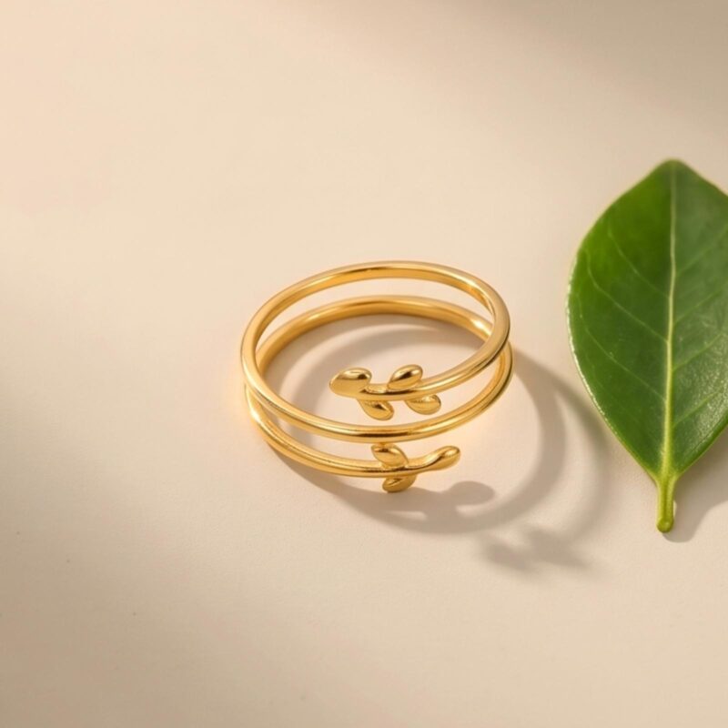 18K Gold Delicate Leaf Spiral Ring