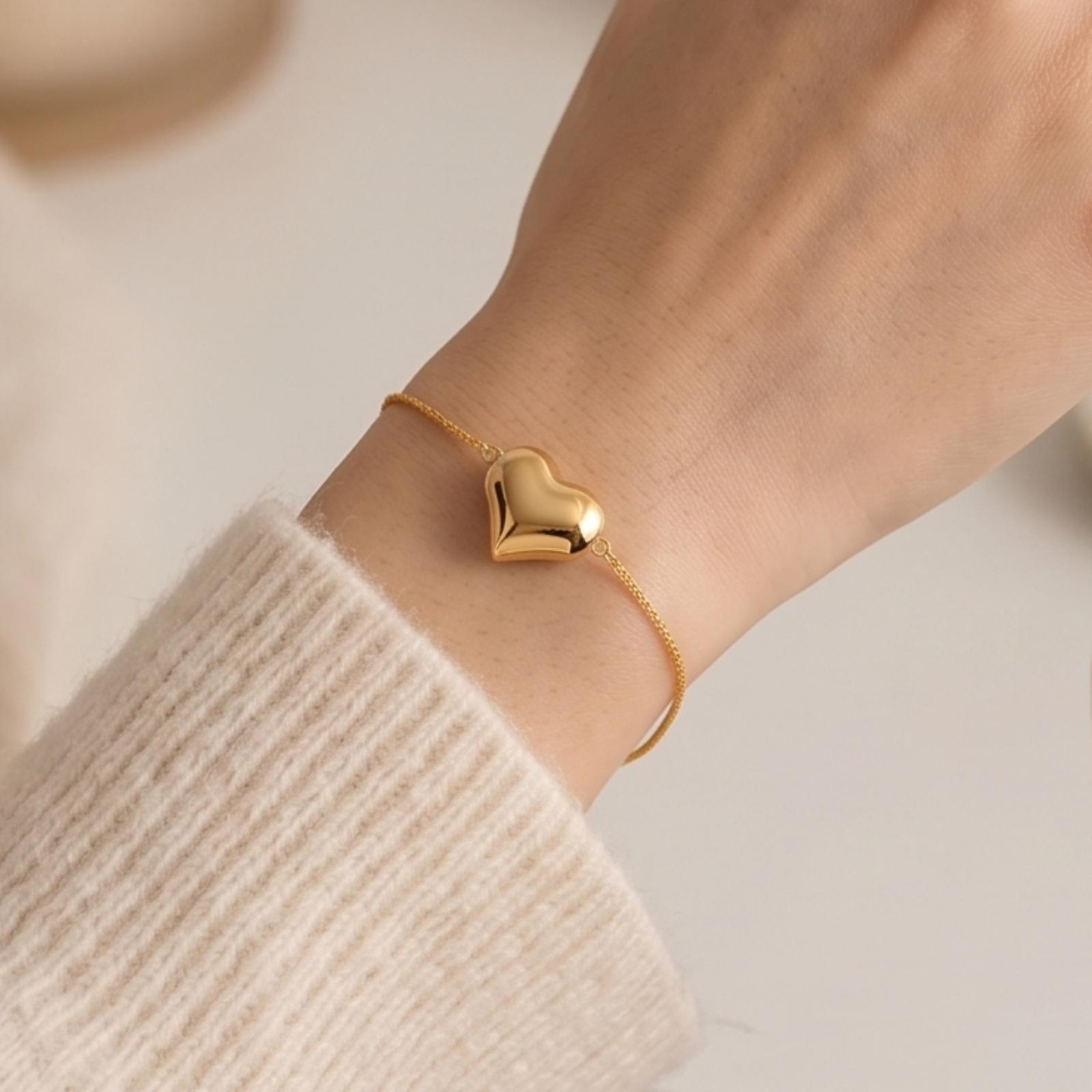 Bafleh 18K Gold Minimalist Puffy Heart Bracelet - Image 3