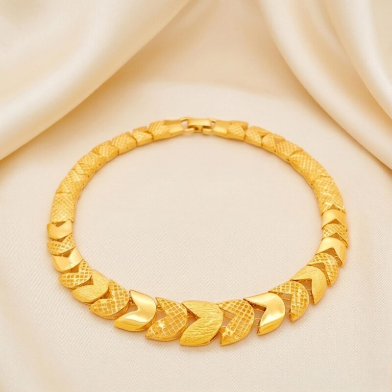 Luxurious 21K Gold Statement Bracelet Modern Elegance by Bafleh Jewellery.