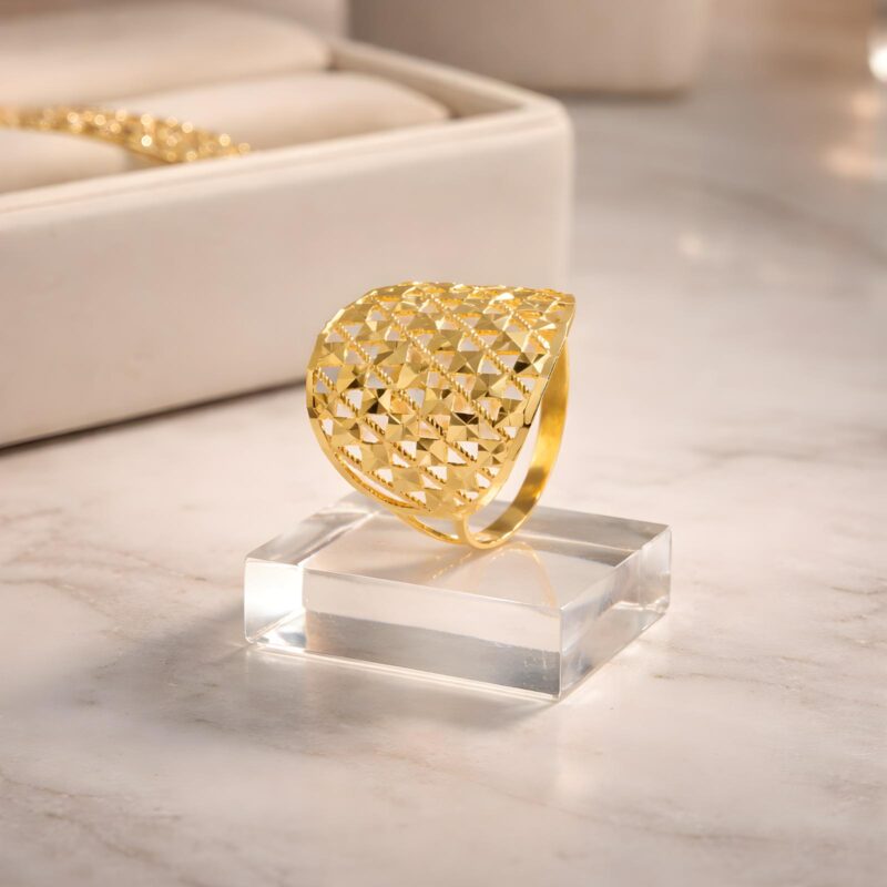 A Perfect Blend of Trendy Style and Classic Gold 18K Lightweight Gold Rings Available Only at Bafleh Jewellery