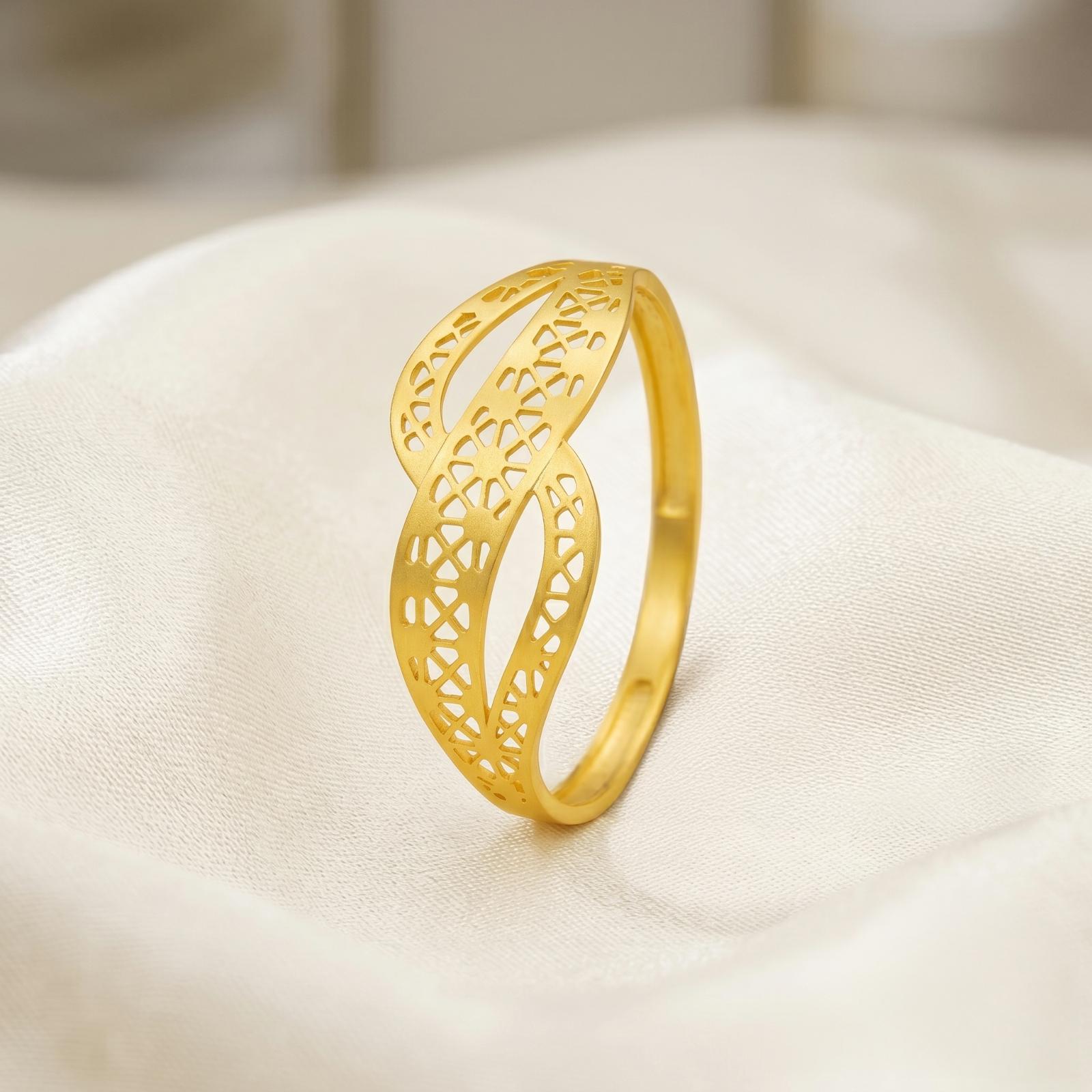 Lightweight 21K Gold Rings Crafted for Every Occasion Bafleh Jewellery