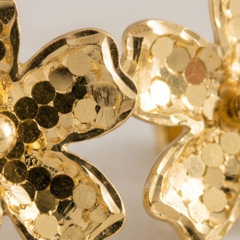 Alternative view of Radiant 18K Gold Pendant Set Featuring Fine Detailing and a Brilliant Polished Finish