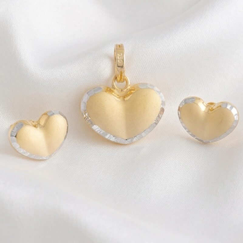 Premium 18K Gold Pendant Set from Bafleh Jewellery Featuring Refined Craftsmanship and Radiant Finish