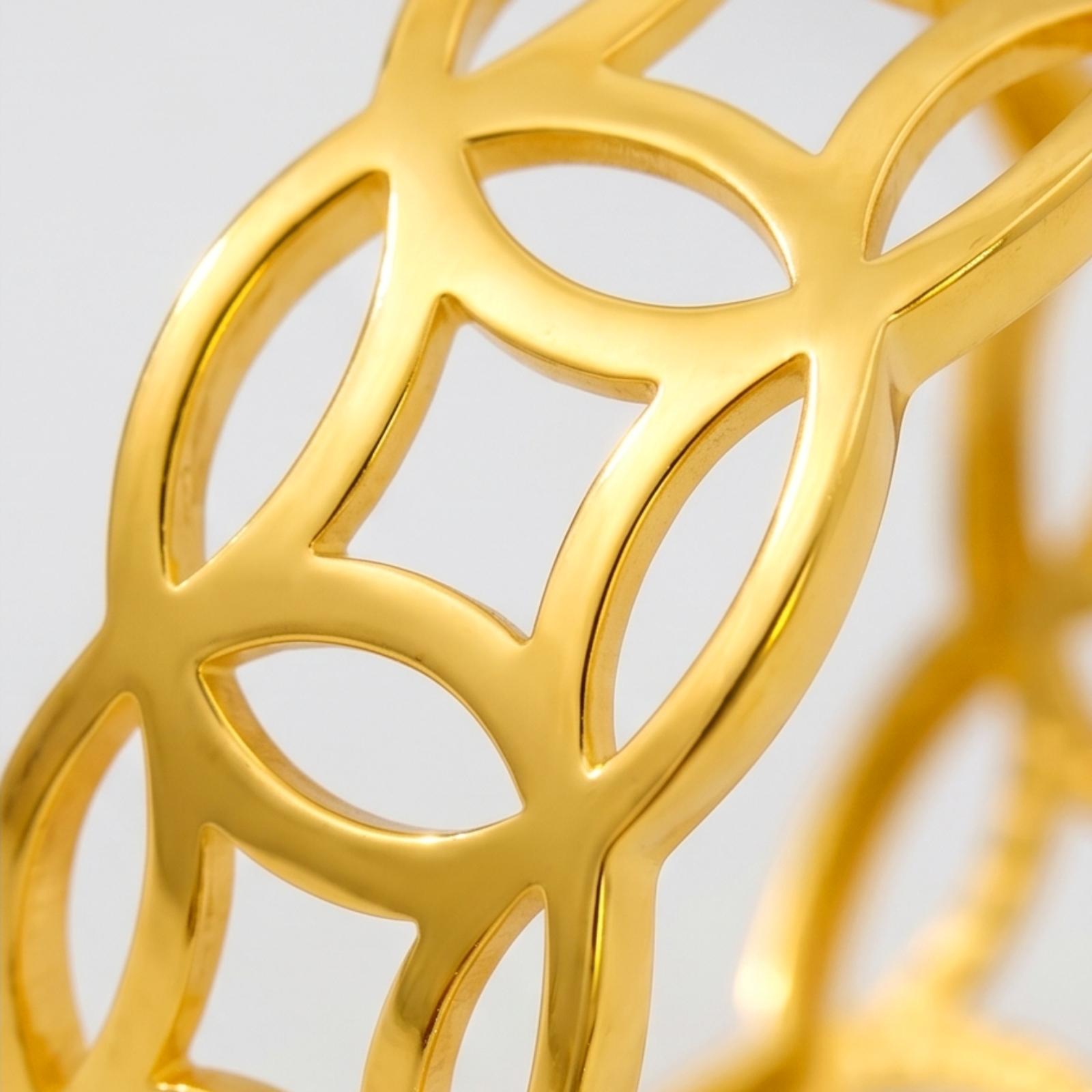 Luxury Redefined Pure Brilliance in 21K Gold Ring Craftsmanship - Image 2