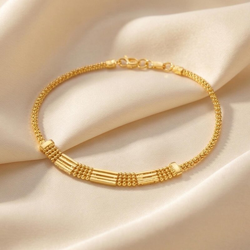 Crafted in Pure Perfection: Experience the Luxury of 22K Gold Bracelets from Bafleh Jewellery