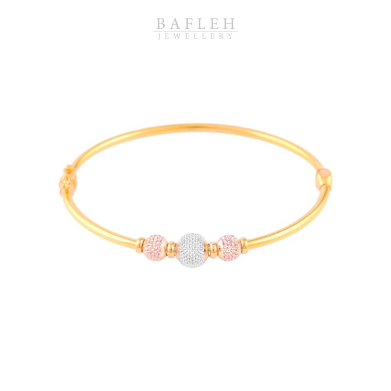 Make a Statement with our Luxurious 22kt Gold Bangle!