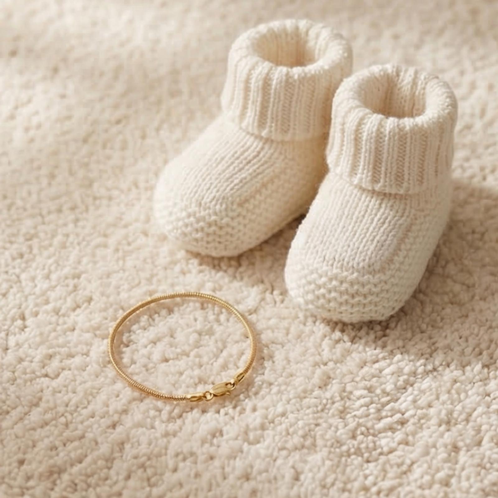 22k Gold Baby Bracelet: A Precious Keepsake - Image 5