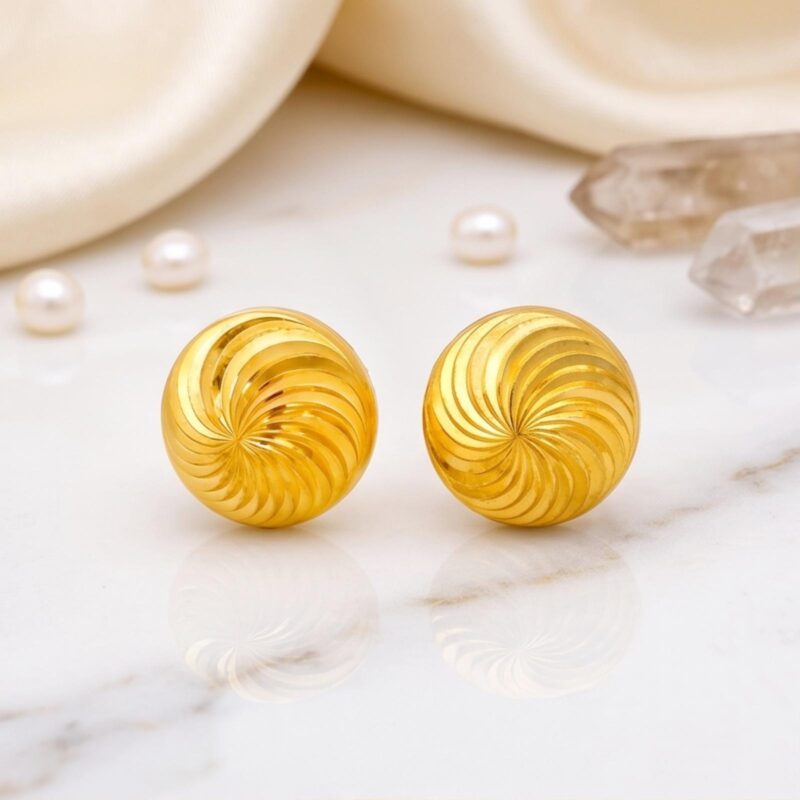 Masterfully Crafted 21k Gold Earrings