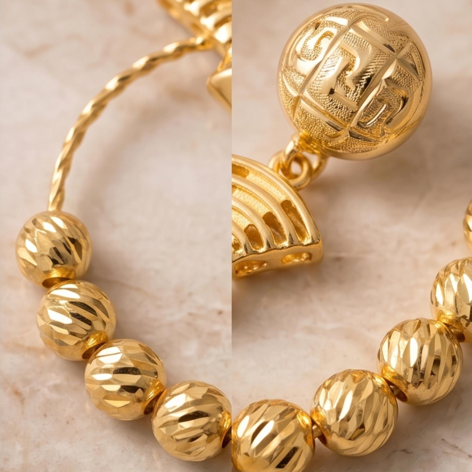 Effortless Style with 22kt Gold Hoop Earrings - Image 2