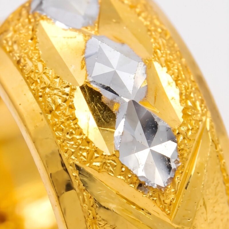 Alternative view of Exquisite Bali Earrings in 22kt Gold