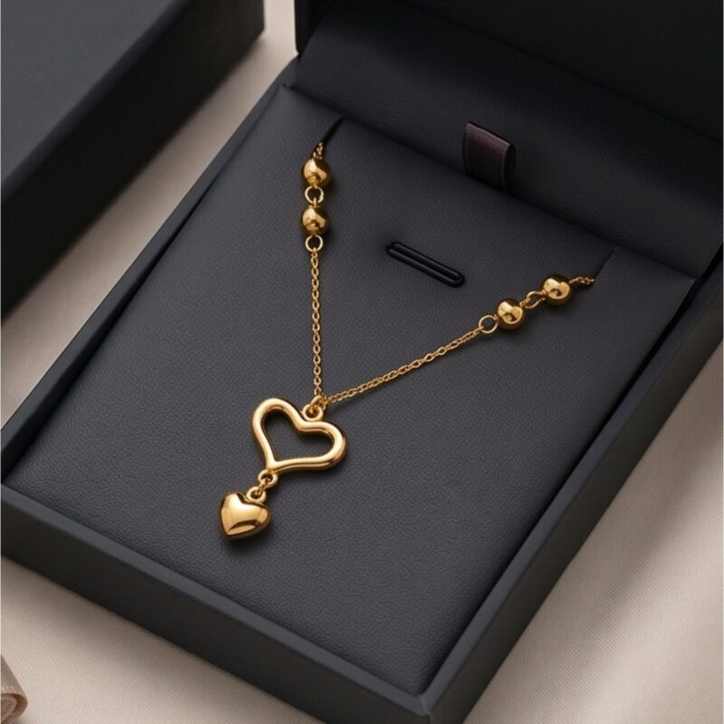 Where Sophistication Meets Style Explore Bafleh Jewellery Exquisite 18K Gold Creations