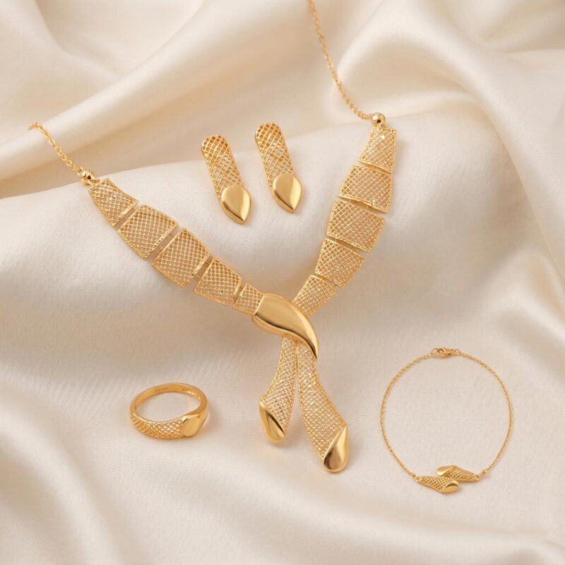 Gifting Made Luxurious: 21K Gold Necklace Sets