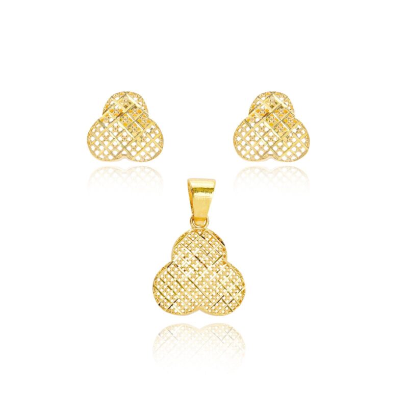 Modern 18K Gold Pendant Set Crafted with Sophisticated Elegance by Bafleh Jewellery