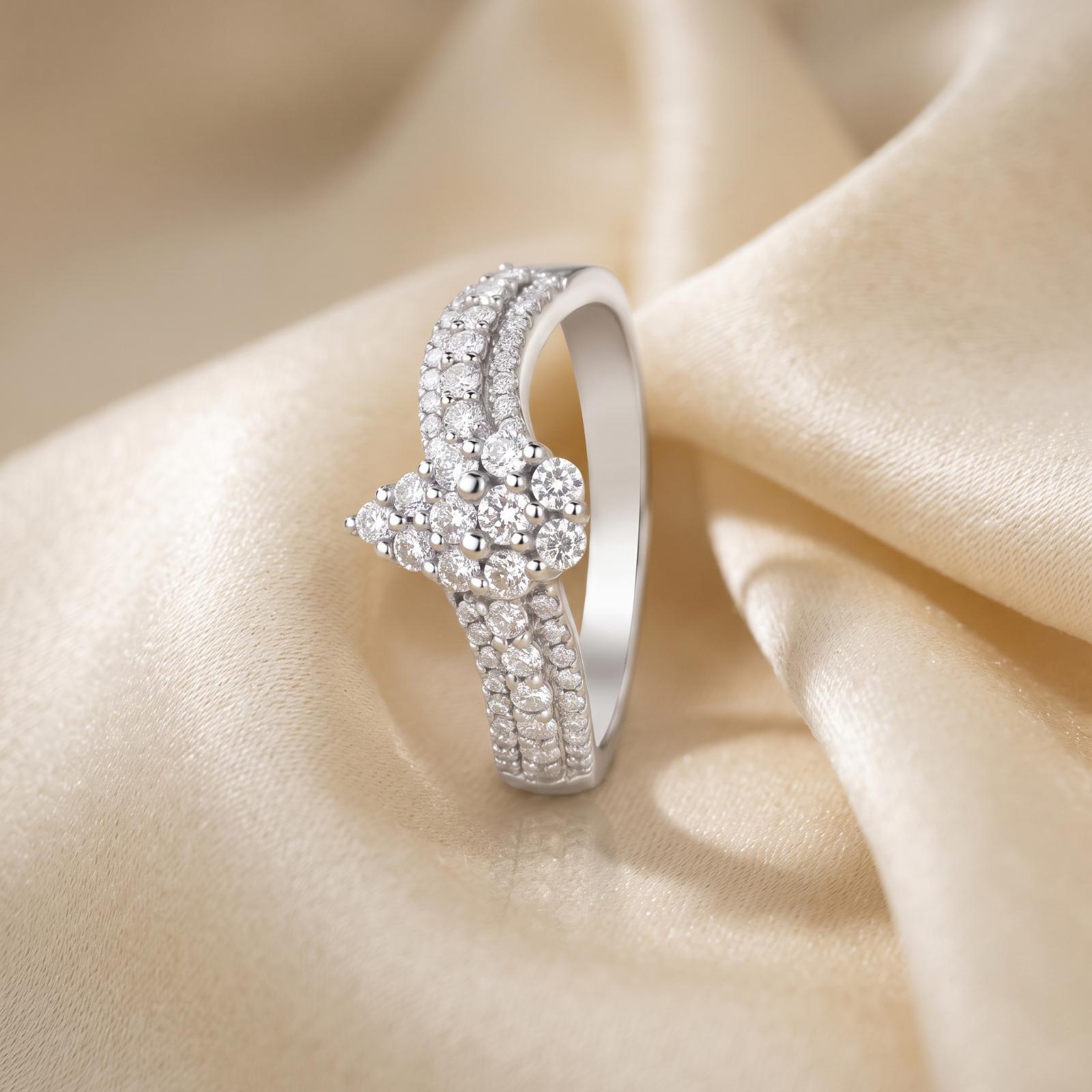Crafted for Elegance, Designed for Forever Discover the Beauty of 18K White Gold Natural Diamond Rings at Bafleh Jewellery