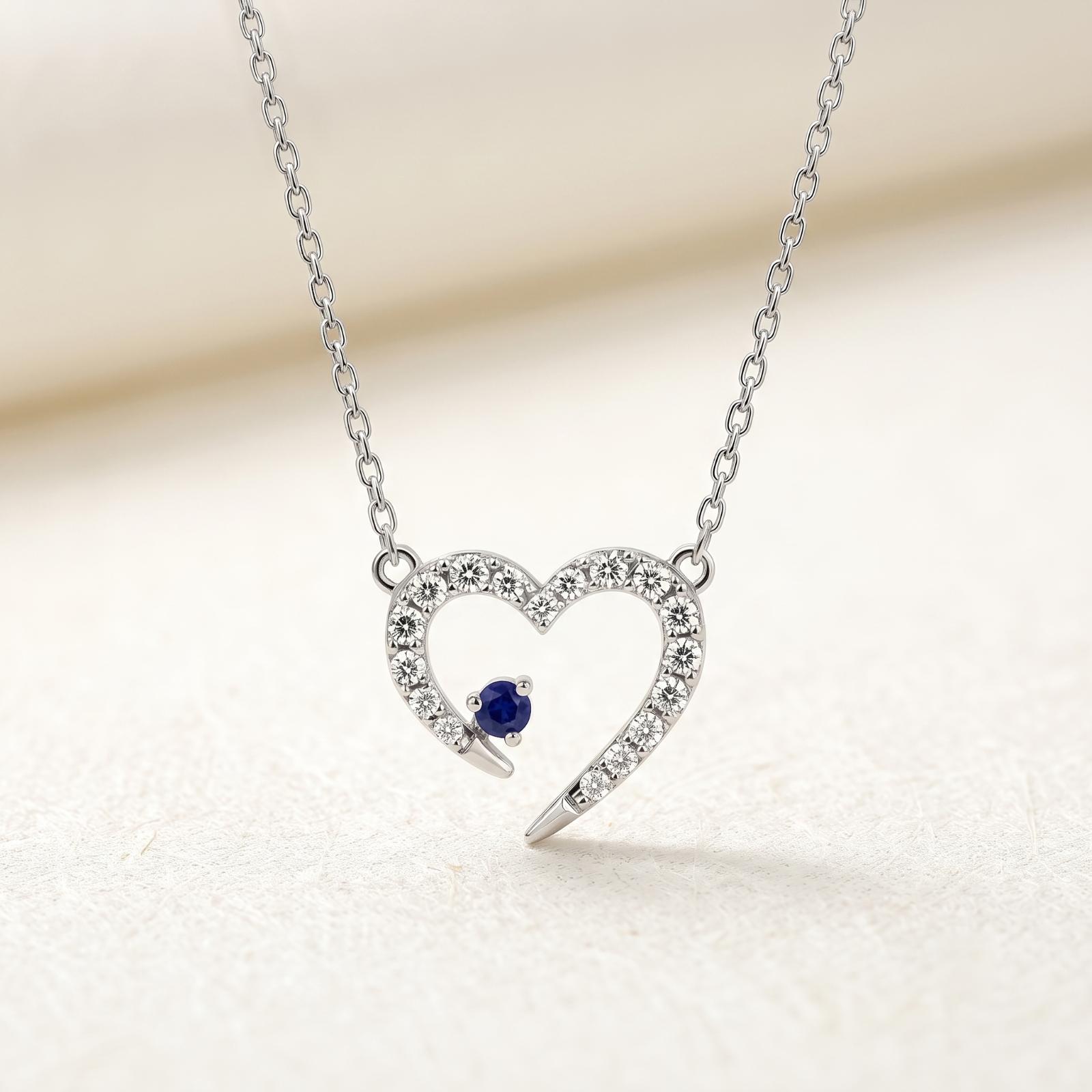Celebrate Love with an 18K White Gold Heart Diamond Necklace - Image 3
