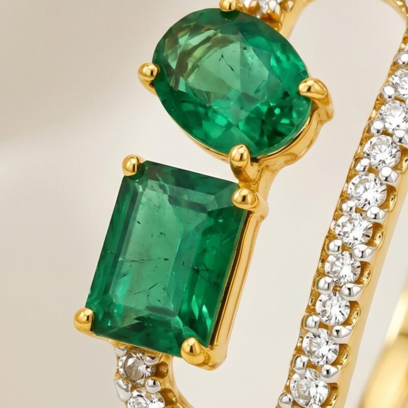 Alternative view of Classic 18K Yellow Gold Emerald Ring with Brilliant Natural Diamonds  A Symbol of Elegance
