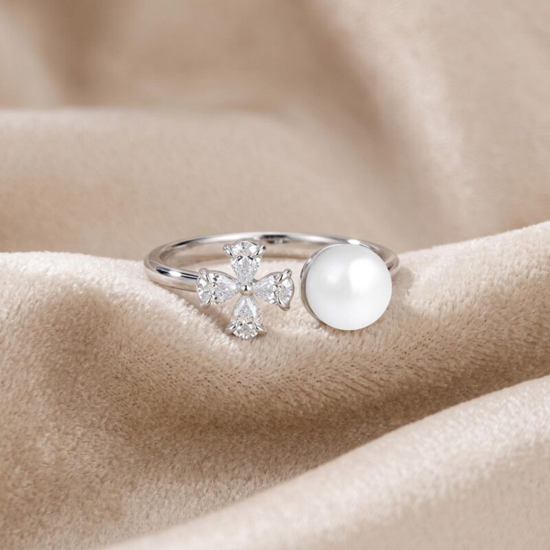 Alternative view of A Perfect Harmony of Brilliance and Purity Dazzling Diamonds Embrace a Radiant Pearl, Exclusively at Bafleh Jewellery.