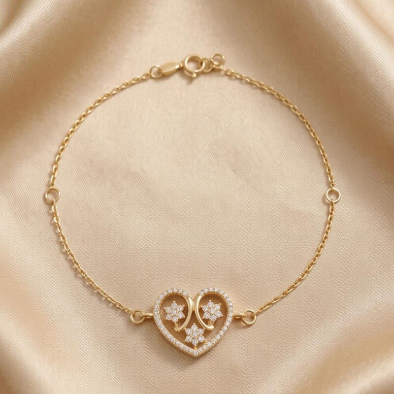Timeless Love Design 18K Yellow Gold Heart Diamond Bracelet