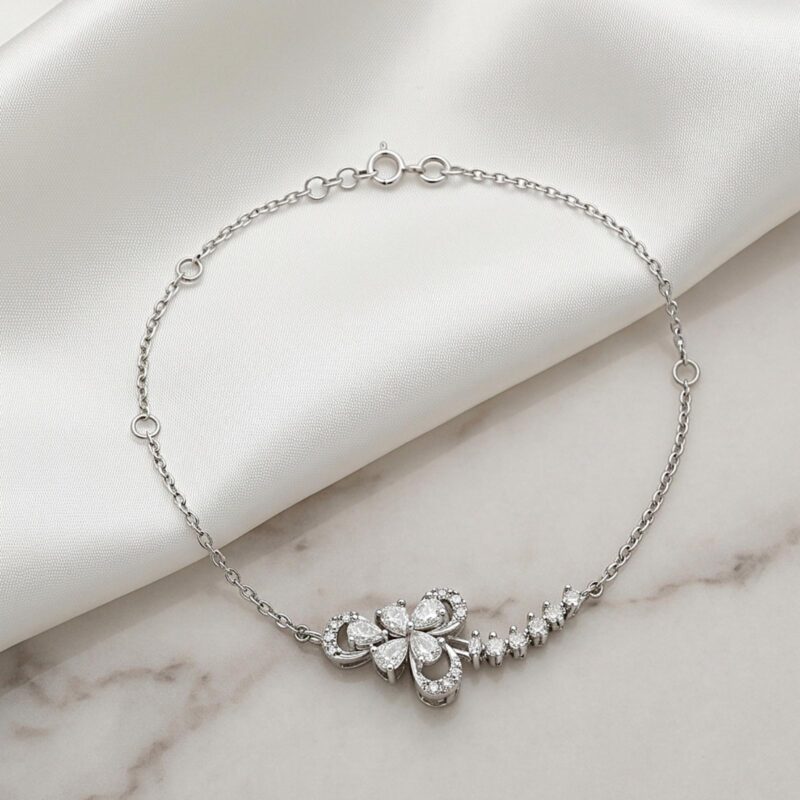 18K White Gold Natural Diamond Bracelet with IDT Certificate by Bafleh Jeweller