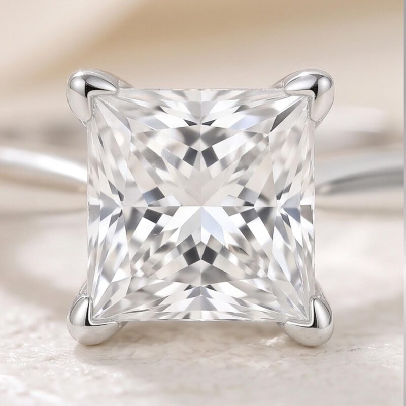 Alternative view of Luxury Meets Brilliance: 18K White Gold Natural Diamond Ring for Every Special Moment