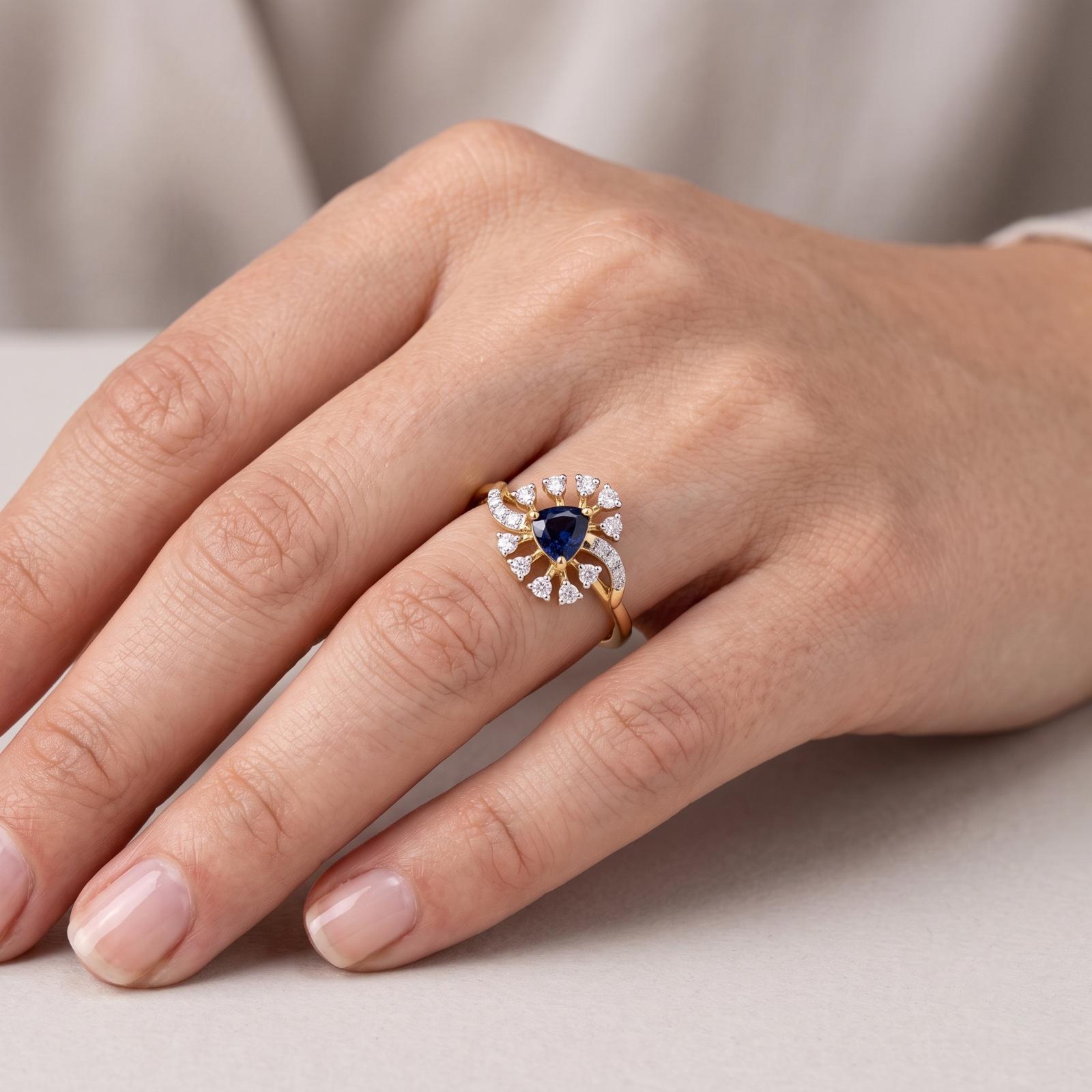 Natural Sapphire & Natural Diamond Luxury Ring 18K Gold - Image 3