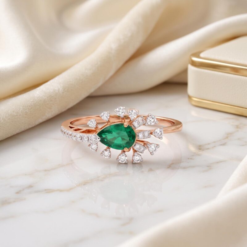 Elegant Emerald & Natural Diamond Ring in 18K Gold