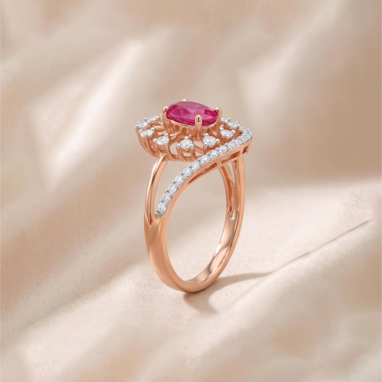 Natural Ruby and Diamond Luxury Ring in 18K Gold - Image 4